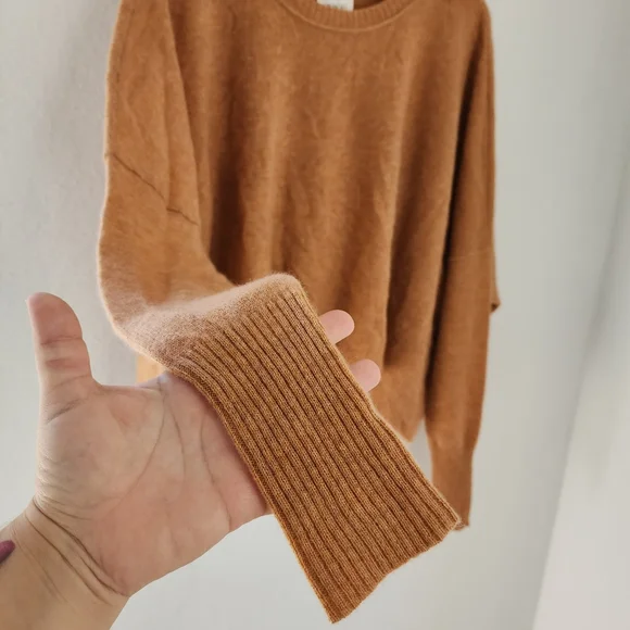 NWT Free People Cashmere Sweater Tan Small Medium - Picture 5 of 10